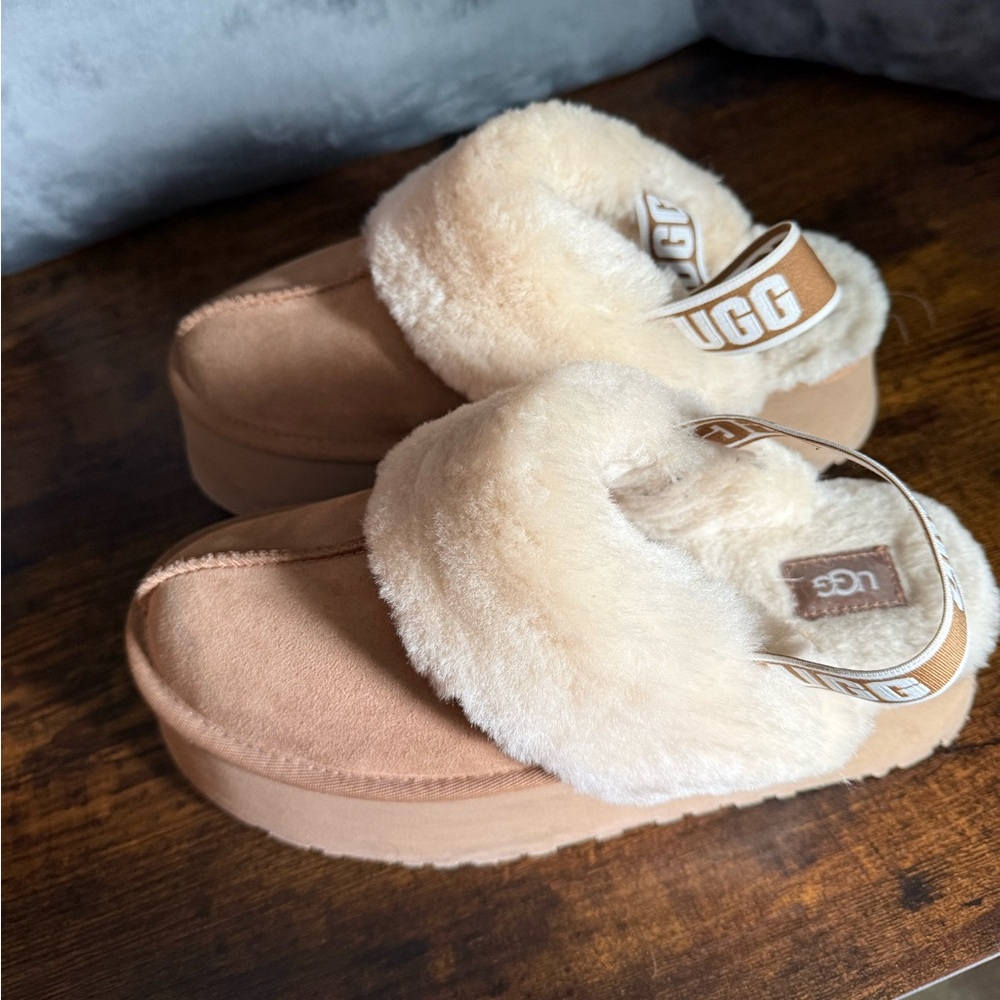 UGG Funkette Suede & Shearling Platform Slippers in chestnut color